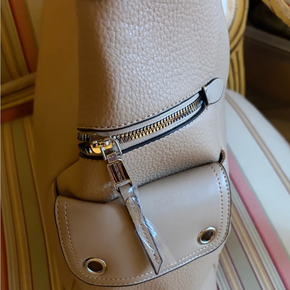 Great Deal! NWT Ellen Tracy Adaline Hobo Bag - Tawny (MSRP $178) - Picture 8 of 12